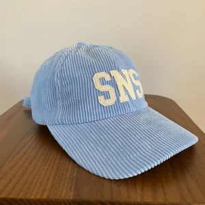 PHOTOSITETEXTILE_4.pngv1651832149 6panel velours SNS | Light Blue